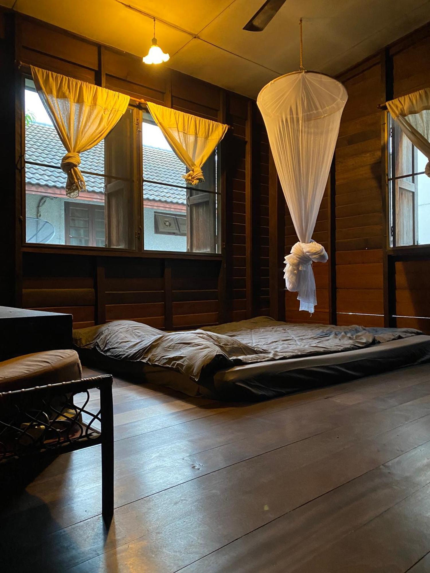 Chest'S Place Bangkok Luaran gambar